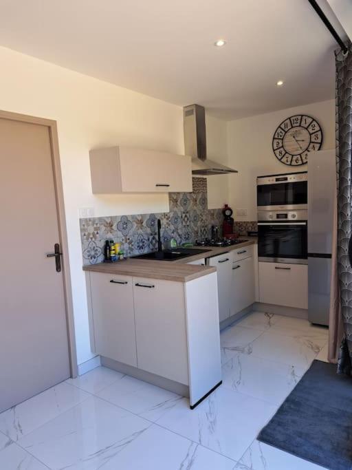 Maison Au Calme Idealement Situee Proche Apartment